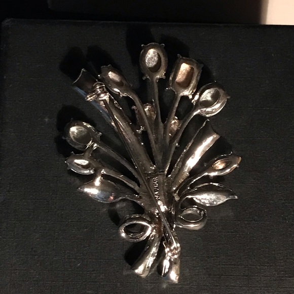 New, IOB, Napier bouquet PIN,Silver tone w/rhinestone flowers in various colors - Picture 4 of 4